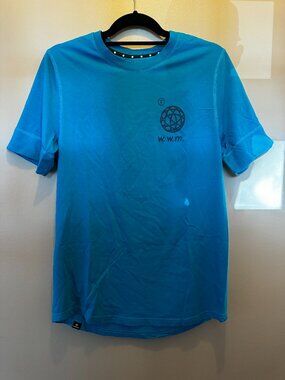 Ciele blue running shirt